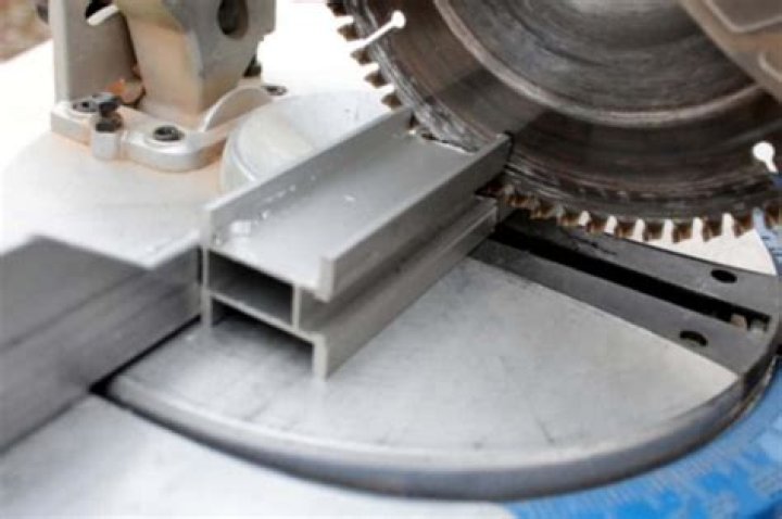 Can you cut aluminum with a cold saw?