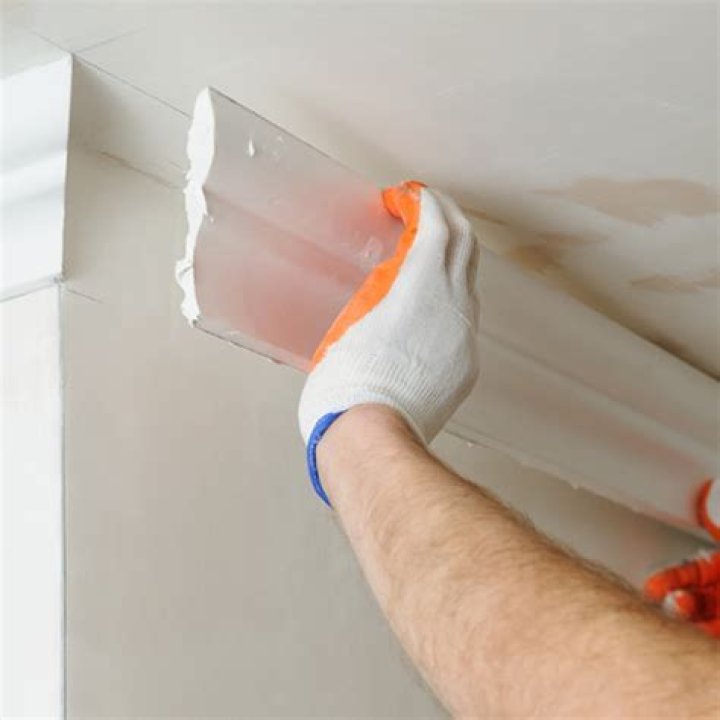 Can you glue crown molding?