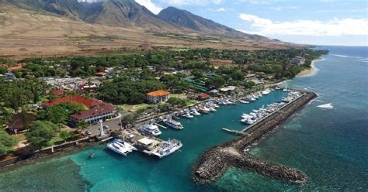 Is lahaina a good place to stay?