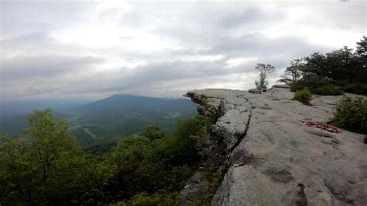 Should i bring a gun on the appalachian trail?