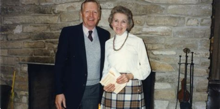 When did elisabeth elliot die?
