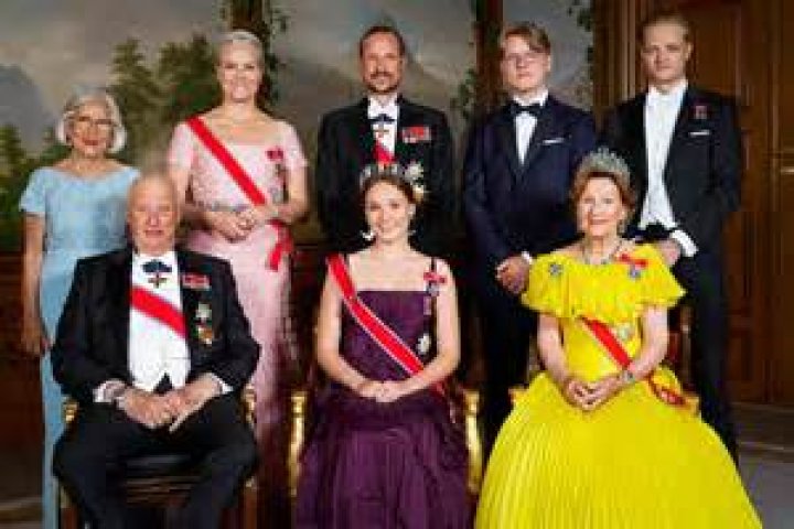 When did king haakon return to norway?