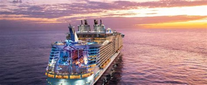 Which cruise ship is in the firth of forth today?