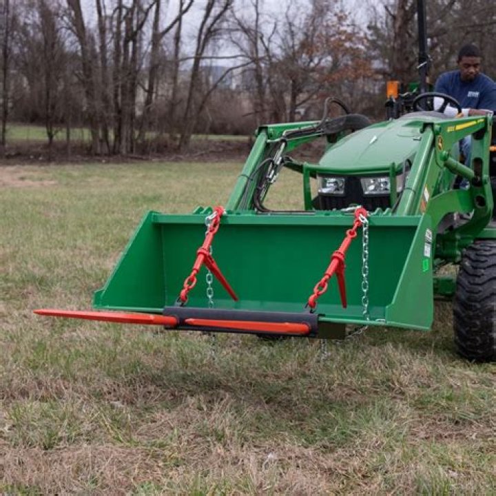 Will rain ruin hay bales?