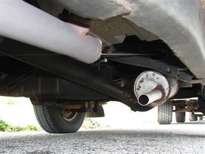 Will removing catalytic converter harm engine?